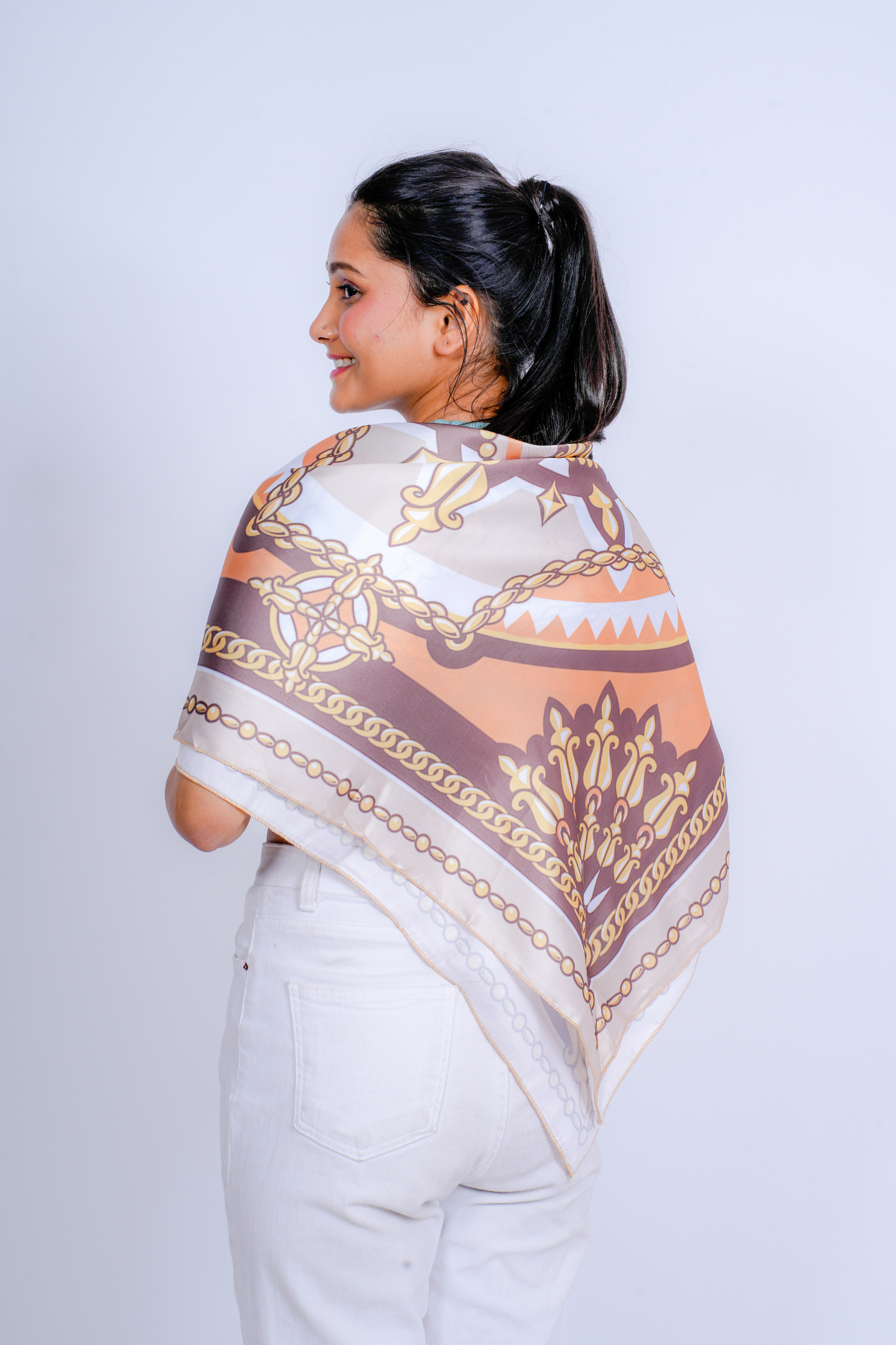 Baroque Gold Chain Print Satin Scarf