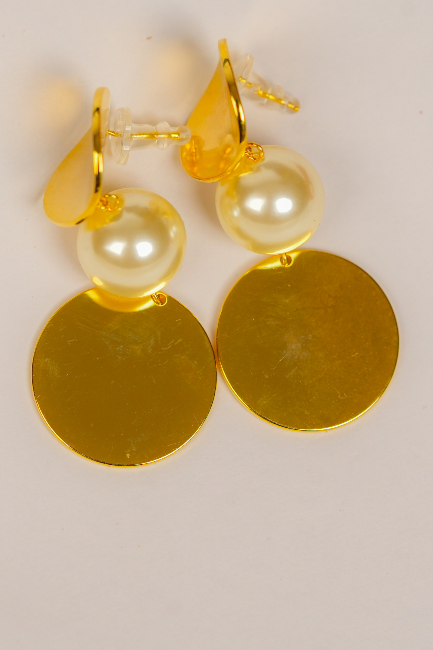 Gold-Plated Pearl Drop Earring