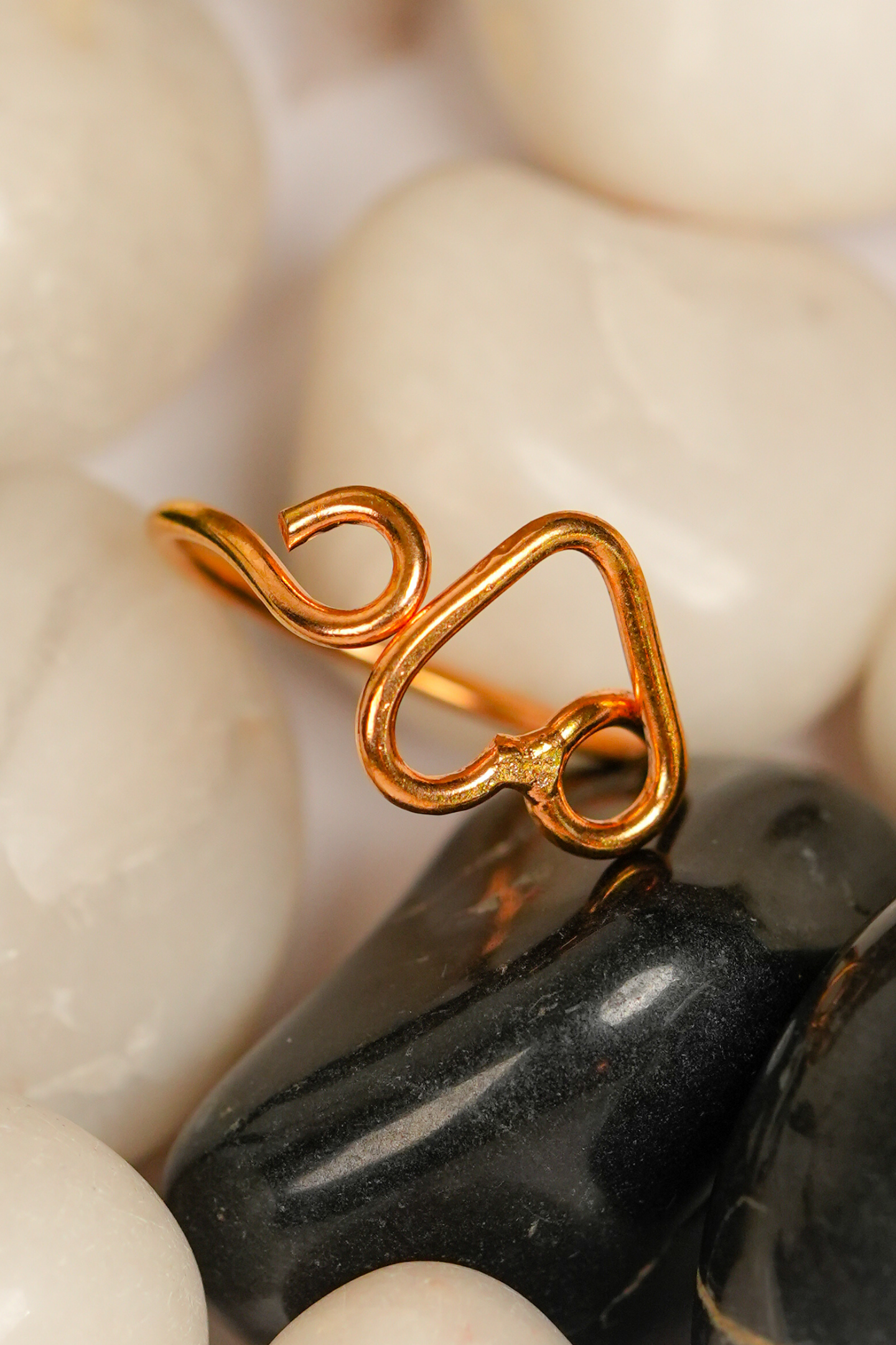 Minimalist Heart-Shaped Rose Gold Ring