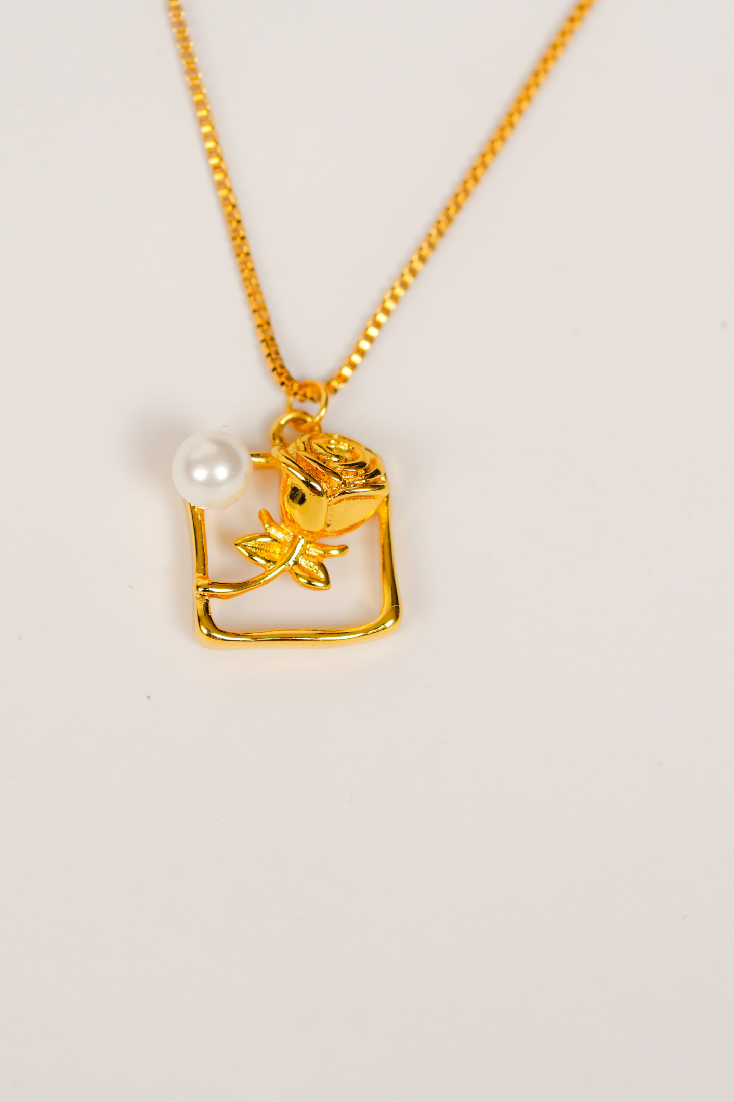 Gold-Plated Double Chain Pendant with Pearl & Rose