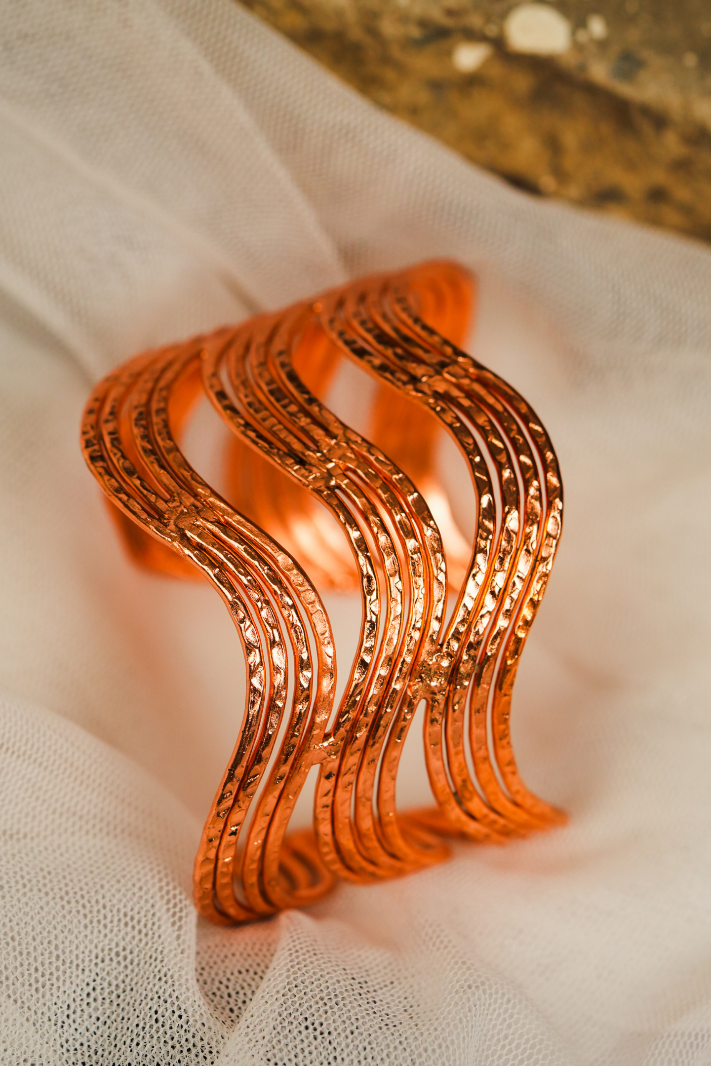 Luxury Rose-Gold Wave Bracelet