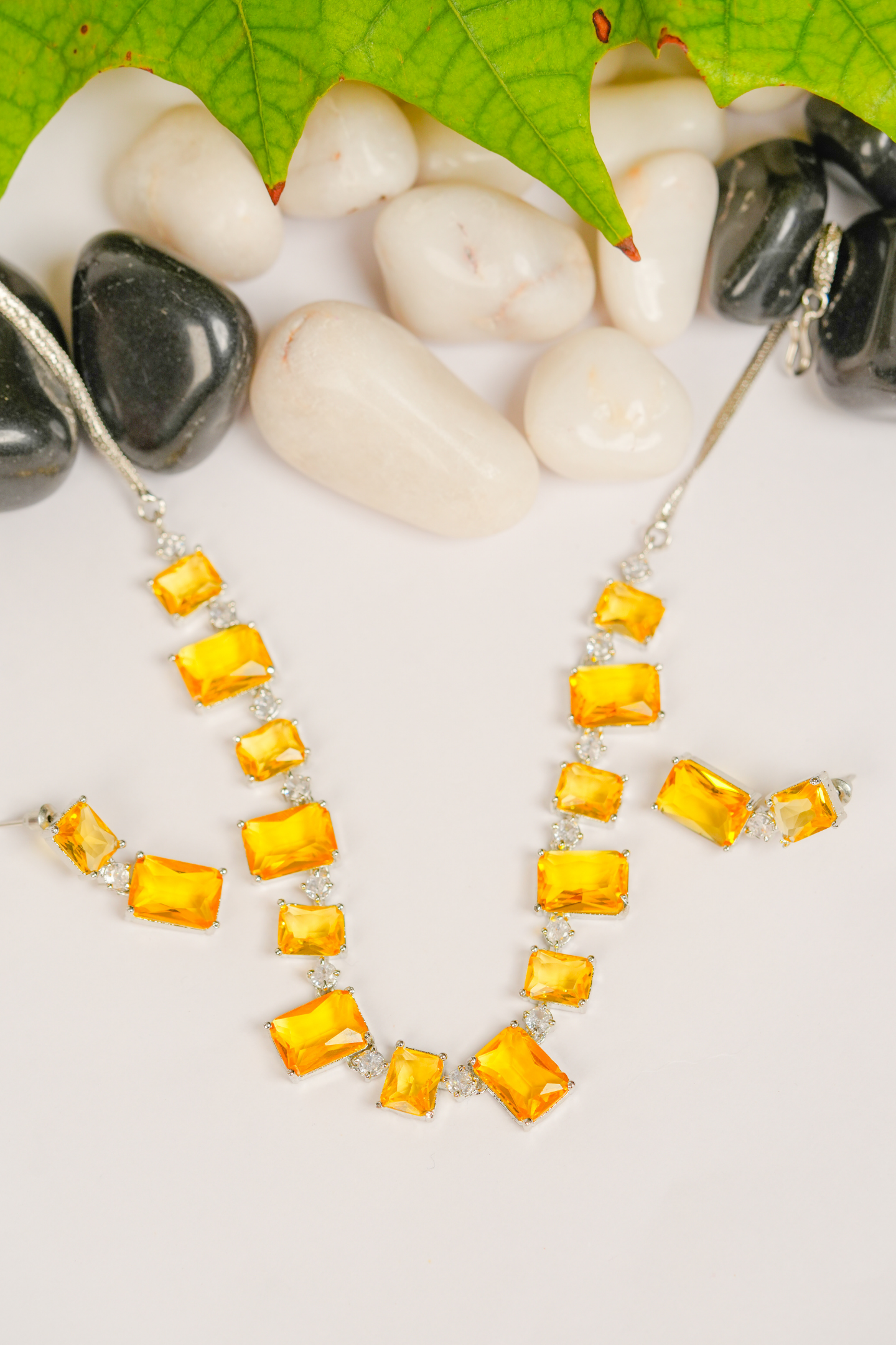 Luxury Crystal Necklace - Yellow