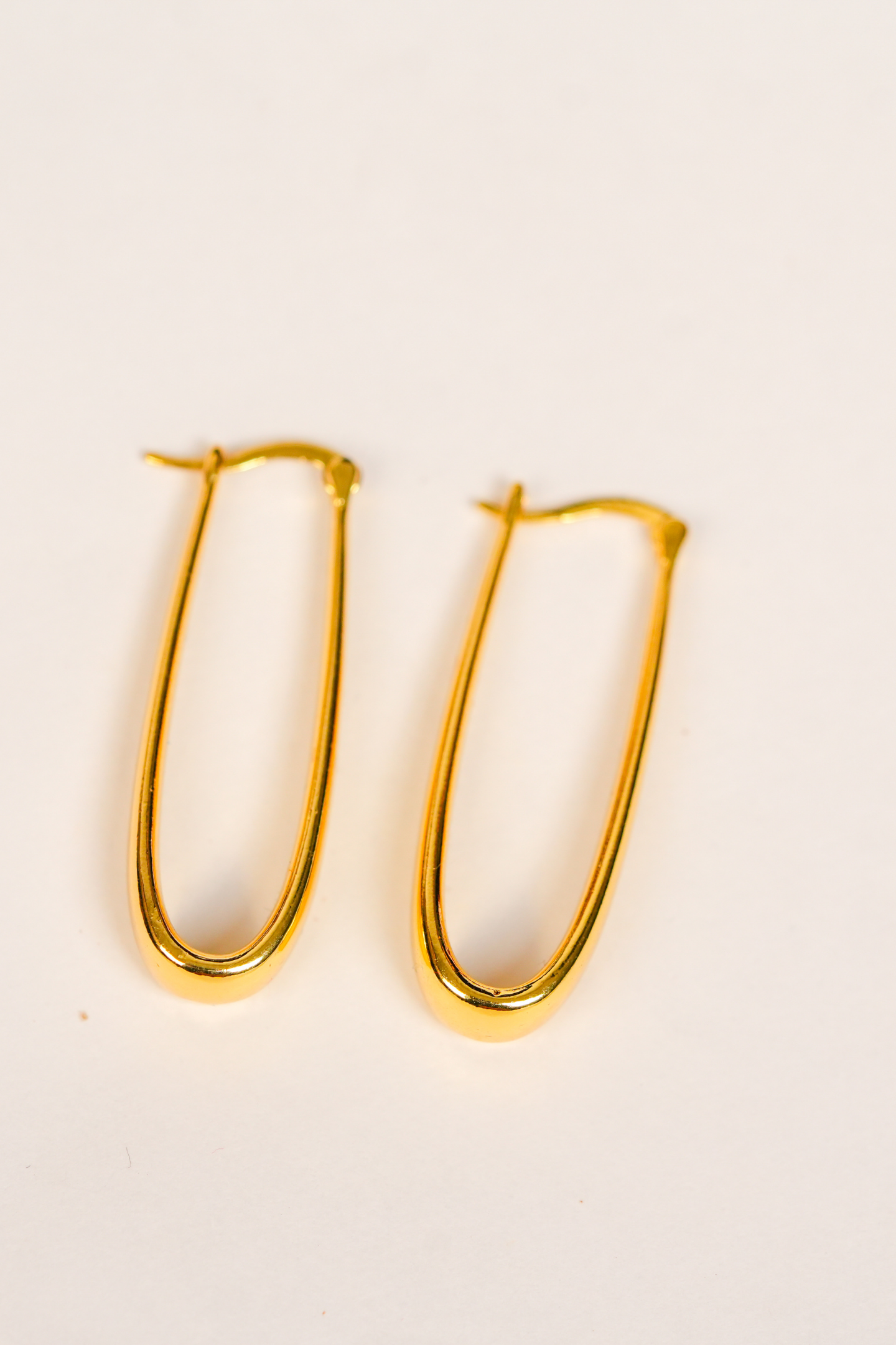 Elegant Gold-Plated Oval Hoop Earring