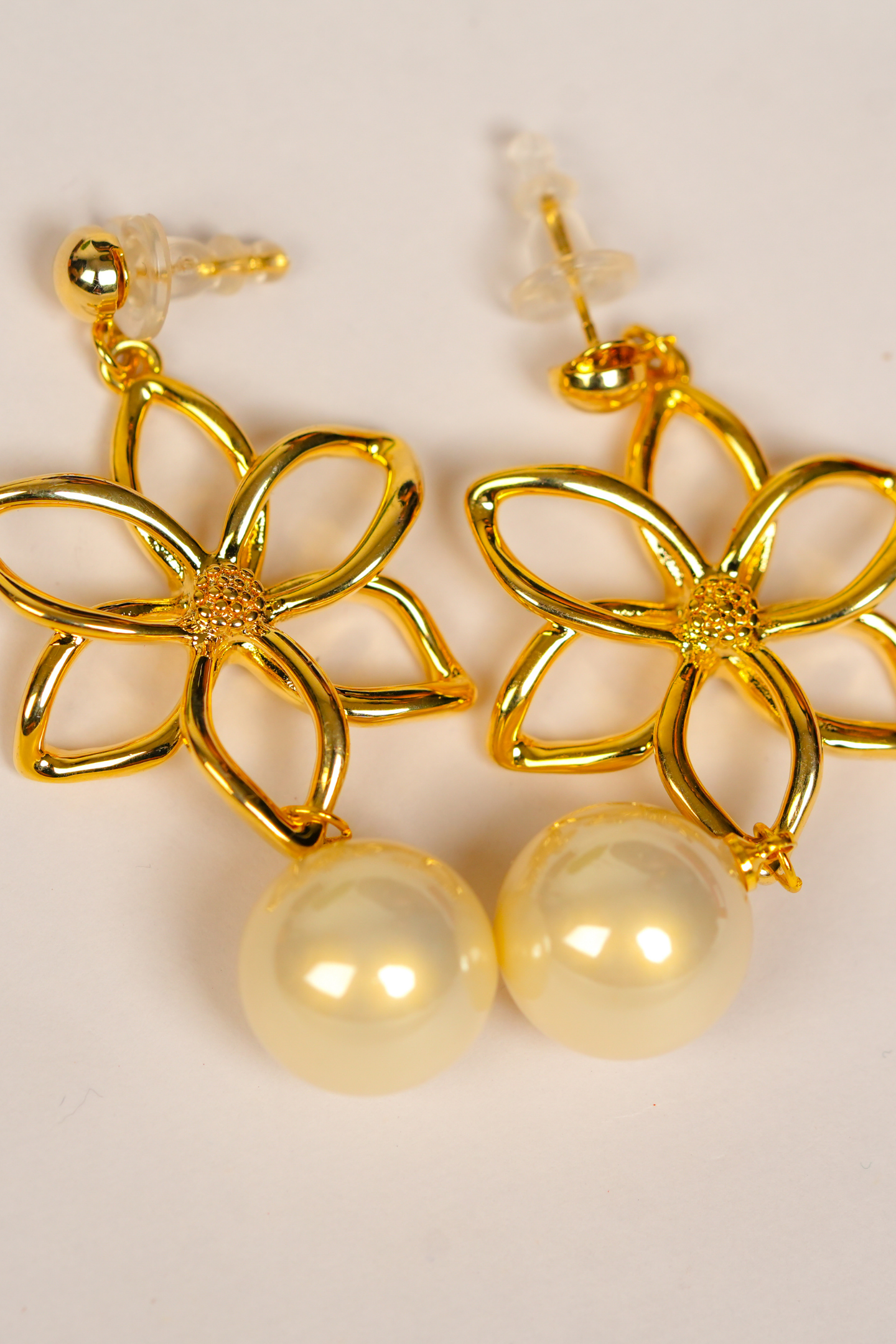Gold-Plated Floral Pearl Drop Earring
