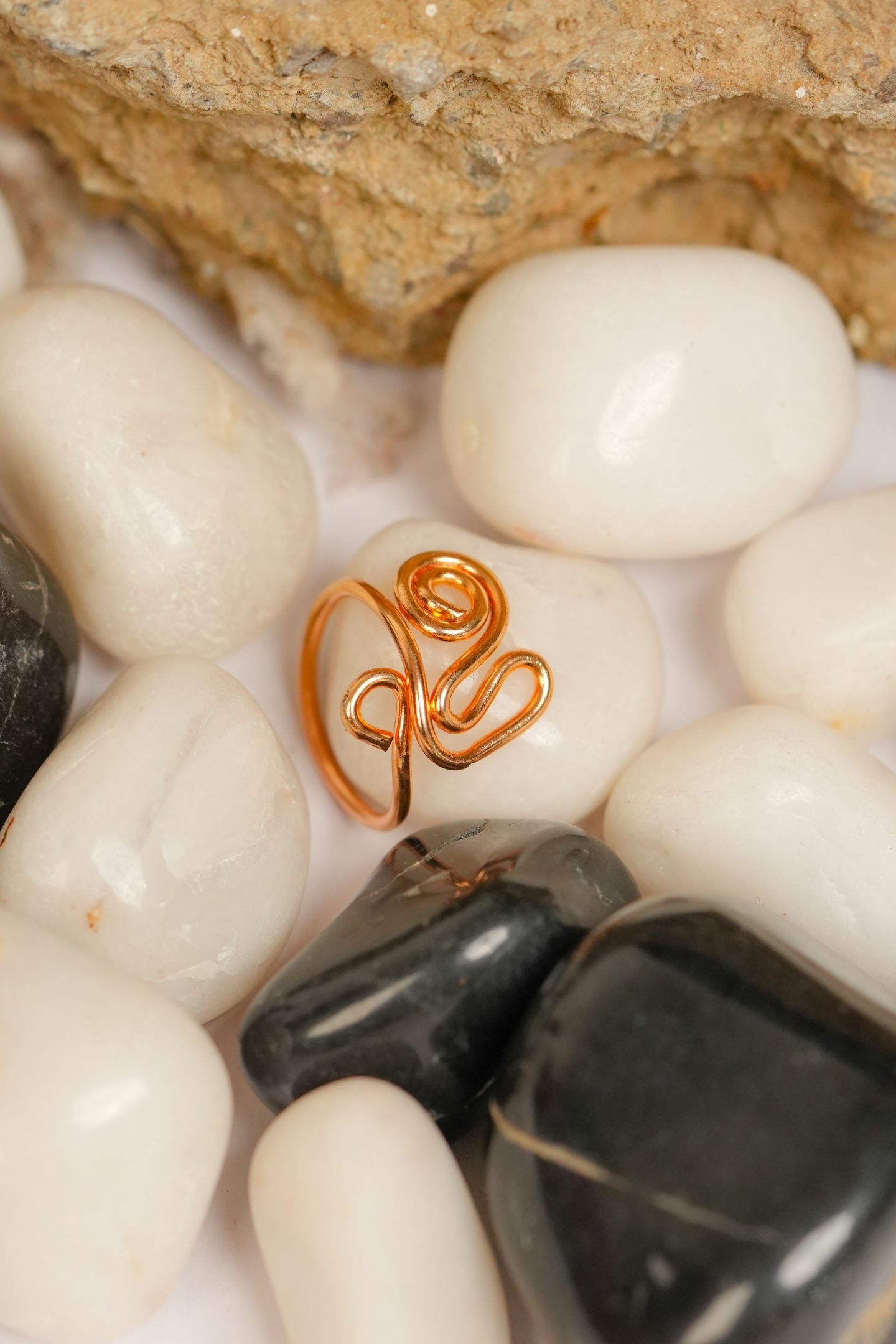 Elegant Adjustable Rose-Gold Ring