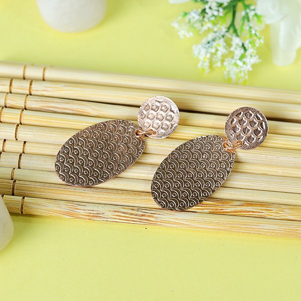 Textured Rosegold Drop Earrings